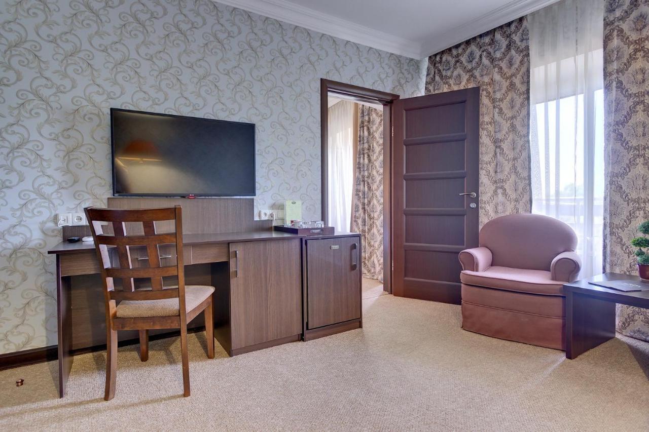 Premier Alatau Hotel Almaty Ngoại thất bức ảnh
